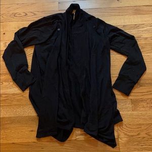 Jessica Simpson nursing shrug